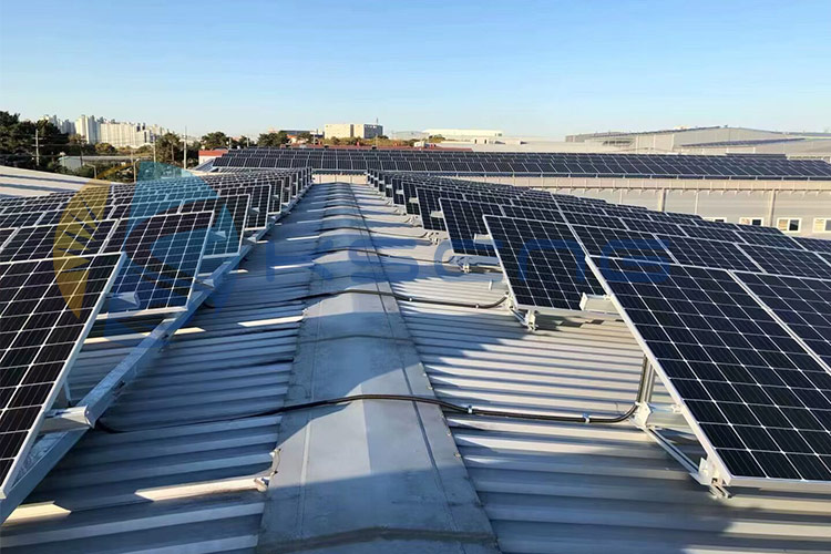  Wie ein passendes Solar-Montagesystem für Ihr Metall- Dach auswählen? 
