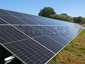 1-MW-Solar-Bodenhalterungsprojekt in Uruguay