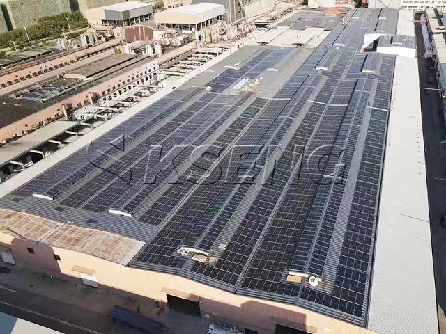 5,8 MW – Solaranlage auf dem Dach in China
